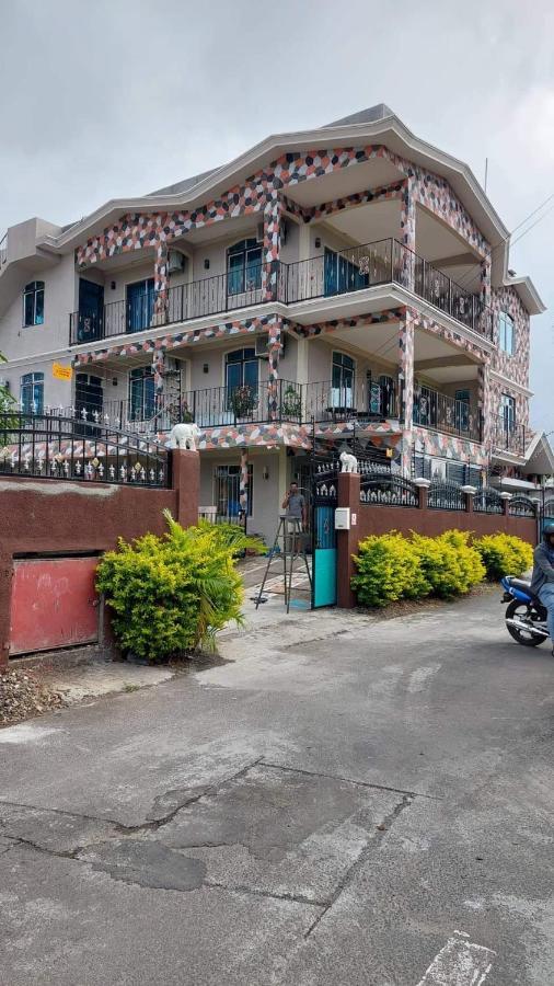 Indira Villa Grande Gaube Exterior foto